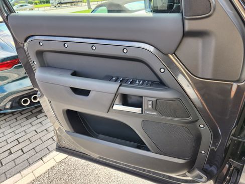 Certified 2026 Land Rover Defender 110 S AWD/4WD image 24