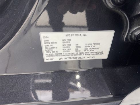 Used 2024 Tesla Model Y Long Range image 84