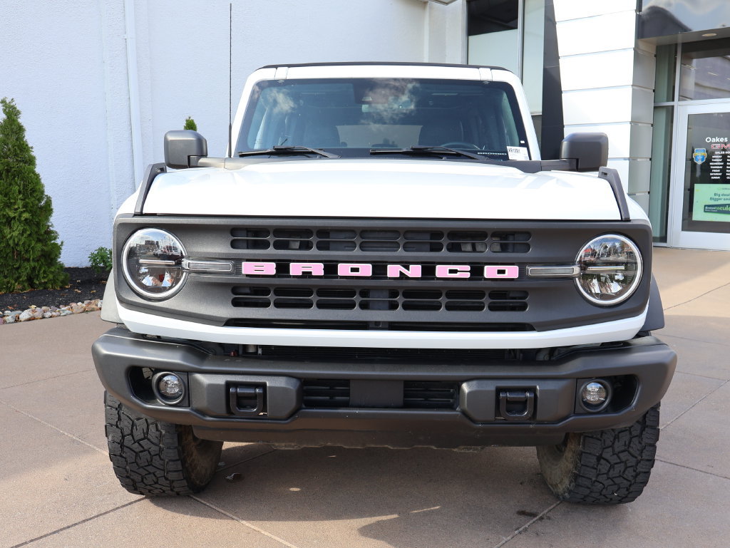 Used 2022 Ford Bronco Black Diamond AWD/4WD image 2