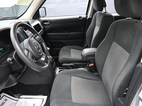 Used 2012 Jeep Patriot Sport w/ PWR Value Group image 10