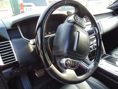 Used 2015 Land Rover Range Rover Supercharged image 32