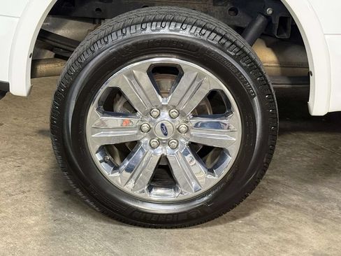 Used 2020 Ford F150 Lariat w/ Equipment Group 502A Luxury AWD/4WD image 13