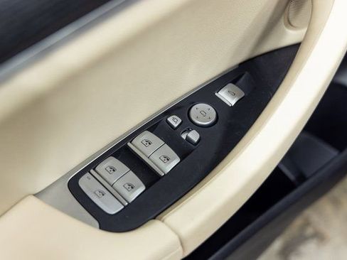 Certified 2024 BMW X3 xDrive30i w/ Convenience Package image 14