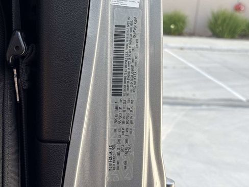 Used 2020 Jeep Wrangler Unlimited Sport S image 32