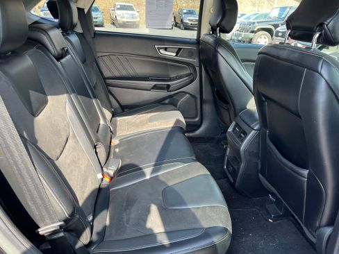 Used 2017 Ford Edge Sport image 9