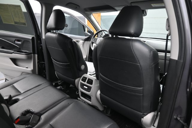 Used 2021 Honda Pilot EX image 16