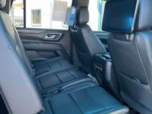 Used 2021 Chevrolet Tahoe Z71 w/ Rear Media and Nav Package AWD/4WD image 10