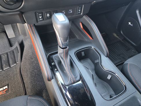 Used 2023 Nissan Frontier PRO-4X w/ Pro Convenience Package image 29