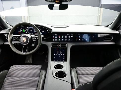 Certified 2025 Porsche Taycan AWD/4WD image 19