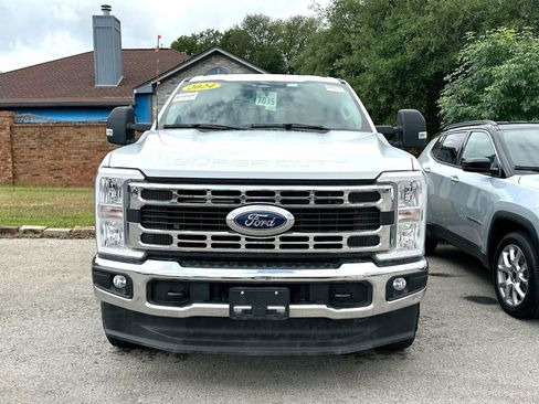 Used 2024 Ford F250 XLT w/ FX4 Off-Road Package AWD/4WD image 2