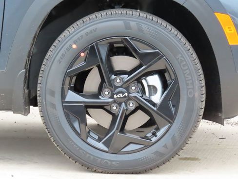 New 2026 Kia Seltos EX AWD/4WD image 16