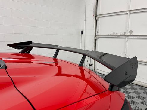 Used 2022 Chevrolet Corvette 3LT w/ Z51 Performance Package image 12