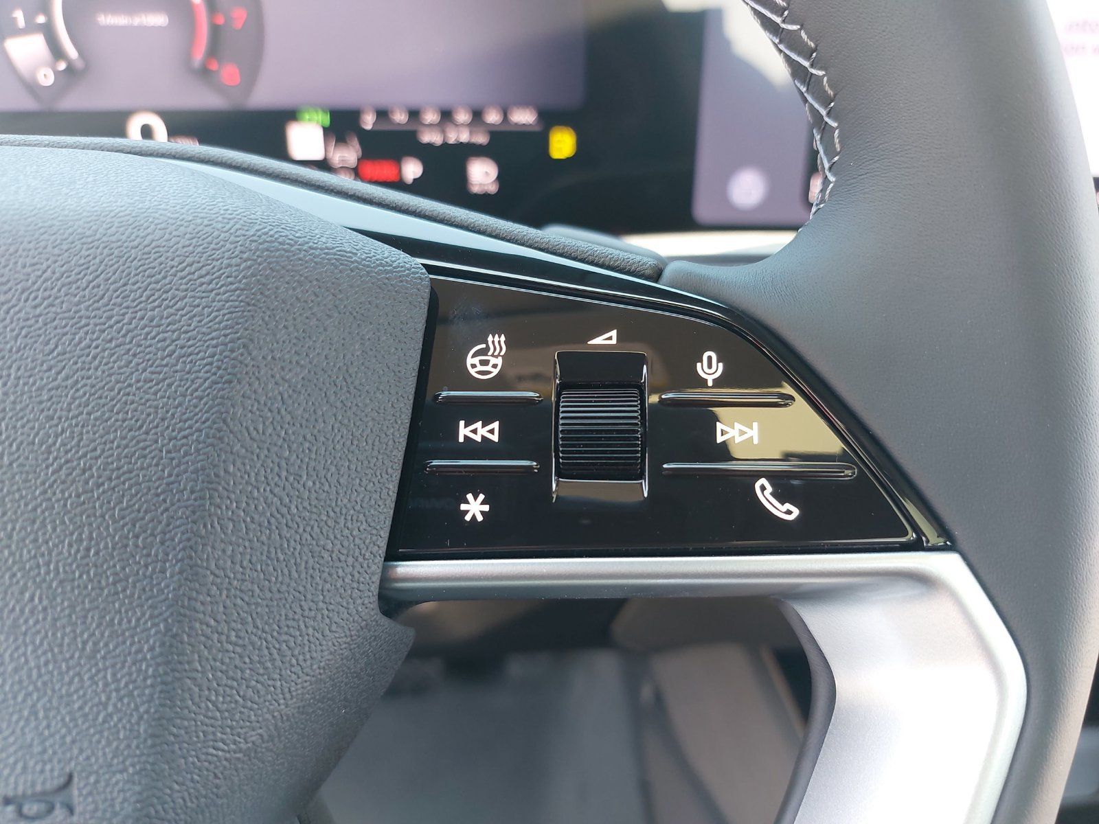 New 2026 Audi A6 Premium Plus AWD/4WD image 18