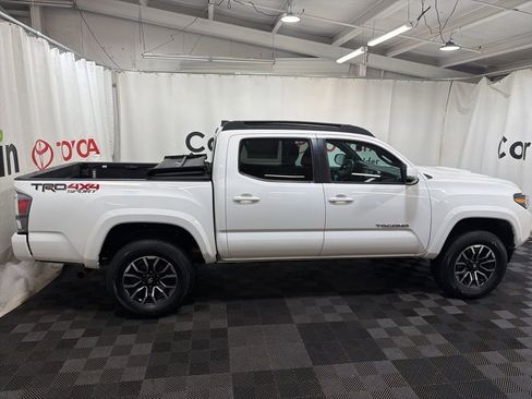 Used 2023 Toyota Tacoma TRD Sport image 8
