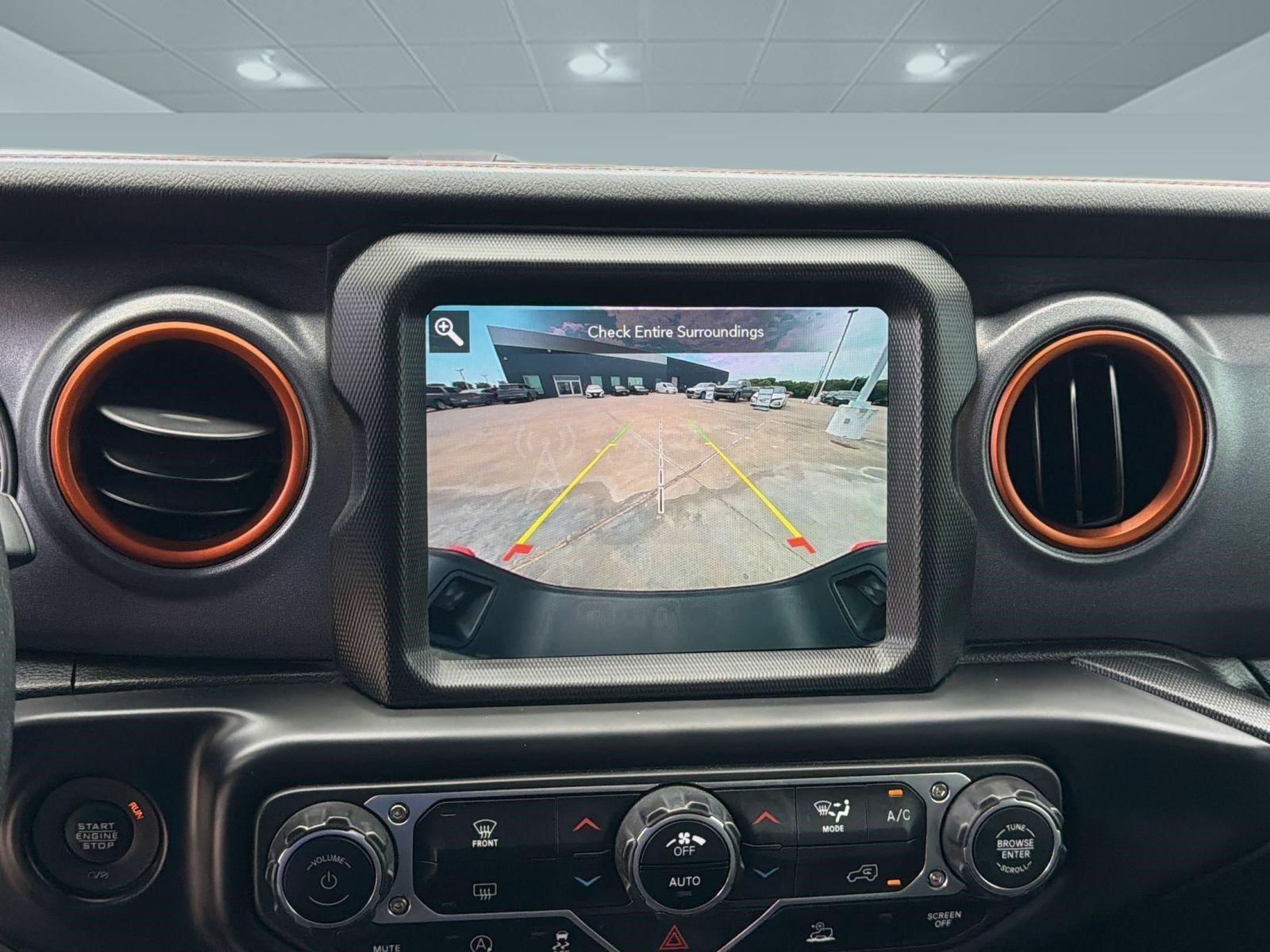 Used 2022 Jeep Gladiator Mojave w/ Trailer Tow Package AWD/4WD image 23