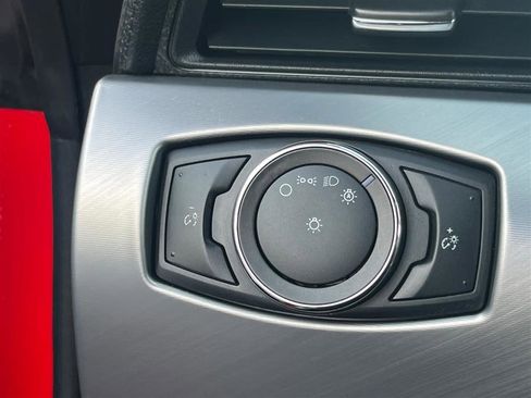 Used 2022 Ford Mustang Premium image 36