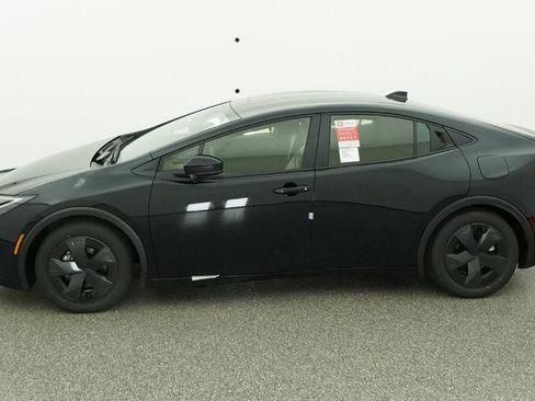 New 2026 Toyota Prius Plug-In Hybrid FWD image 64