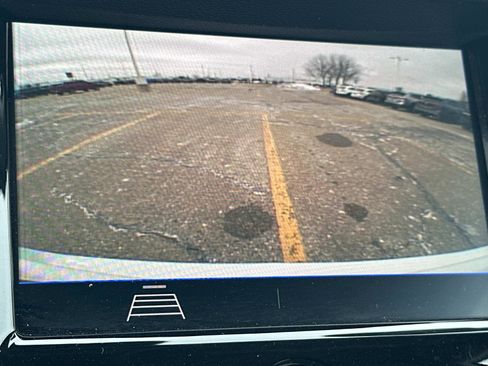 Certified 2022 Chevrolet Trax LT w/ LT Convenience Package image 27