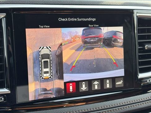 New 2026 Chrysler Pacifica Pinnacle w/ Trailer Tow Group image 25