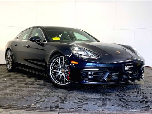 Certified 2023 Porsche Panamera 4S image 9