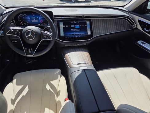 Used 2026 Mercedes-Benz E 350 Sedan image 10