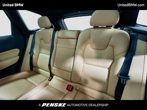 Used 2019 Volvo XC60 T5 Inscription w/ Protection Package FWD image 20