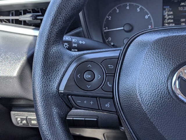 Used 2025 Toyota Corolla LE FWD image 22