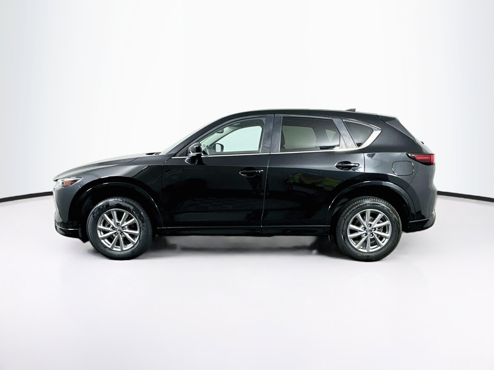 Used 2024 MAZDA CX-5 AWD 2.5 S w/ Preferred Package image 4