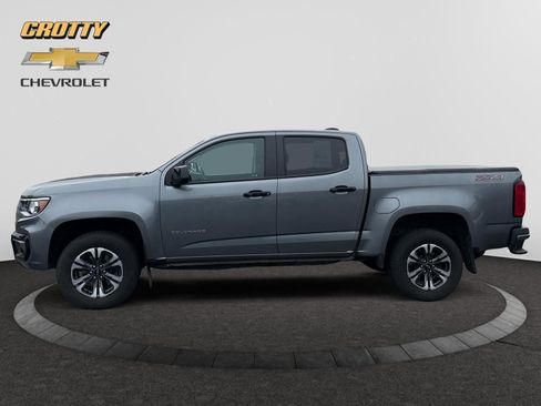 Used 2022 Chevrolet Colorado Z71 image 2