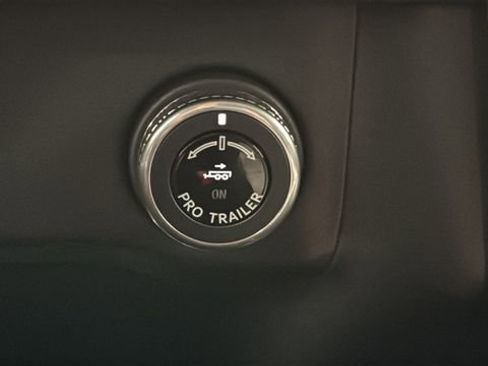 Used 2025 Lincoln Navigator Reserve AWD/4WD image 45