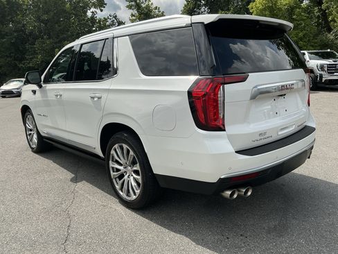 Used 2023 GMC Yukon Denali w/ Denali Reserve Package AWD/4WD image 9