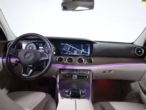 Certified 2018 Mercedes-Benz E 400 4MATIC Sedan image 46