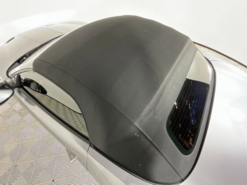 Used 2021 Jaguar F-TYPE P300 image 23