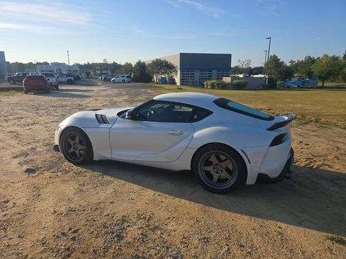 Used 2021 Toyota Supra Premium w/ Driver Assist Package RWD image 5