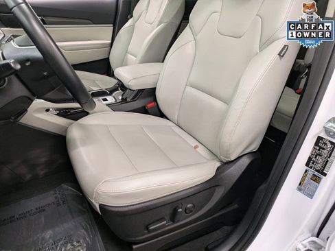 Certified 2024 Kia Telluride S w/ S Sunroof Package image 10