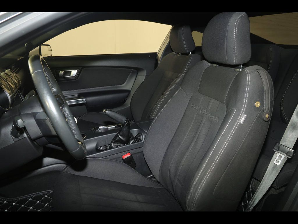 Used 2018 Ford Mustang GT RWD image 13
