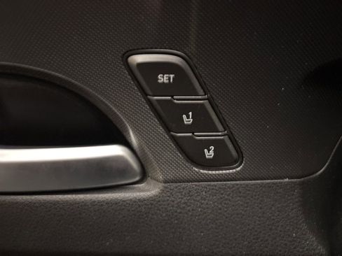 Certified 2022 Hyundai Santa Fe Limited image 10