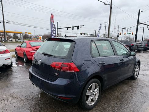 Used 2017 Volkswagen Golf Wolfsburg Edition FWD image 6