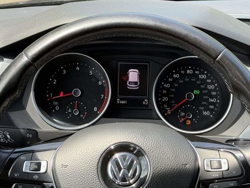 Used 2019 Volkswagen Tiguan SE AWD/4WD image 19