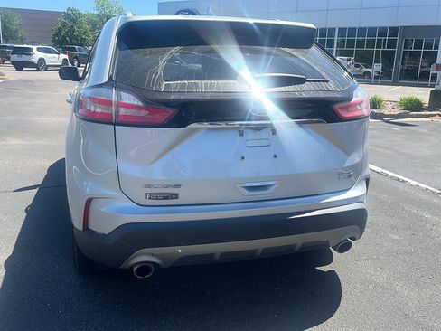 Used 2019 Ford Edge SEL w/ Equipment Group 201A AWD/4WD image 8