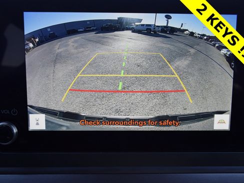 Used 2025 Toyota Tacoma SR5 image 5