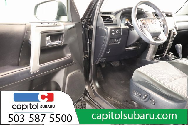 Used 2022 Toyota 4Runner SR5 AWD/4WD image 8