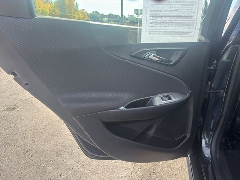 Used 2023 Chevrolet Malibu LT image 14