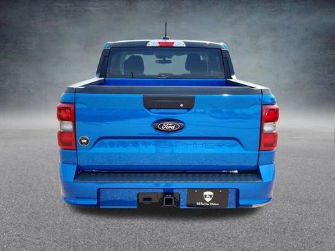 New 2025 Ford Maverick Lobo image 6