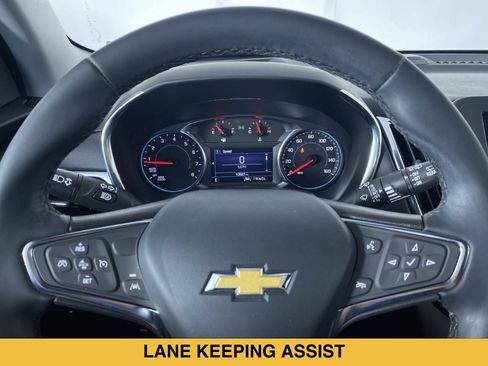 Certified 2023 Chevrolet Equinox LT FWD image 3