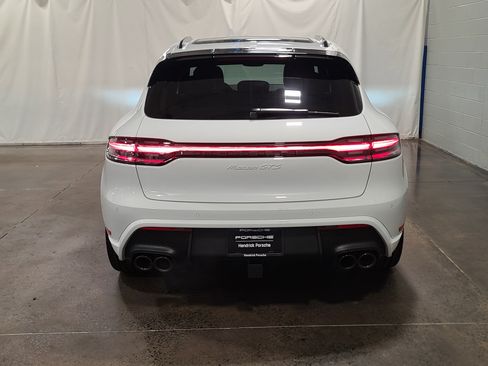 New 2026 Porsche Macan GTS image 6