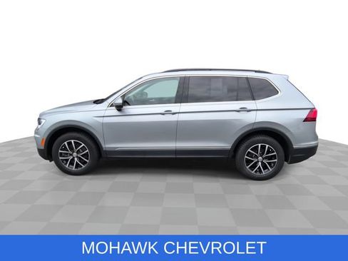 Used 2021 Volkswagen Tiguan SE FWD image 5
