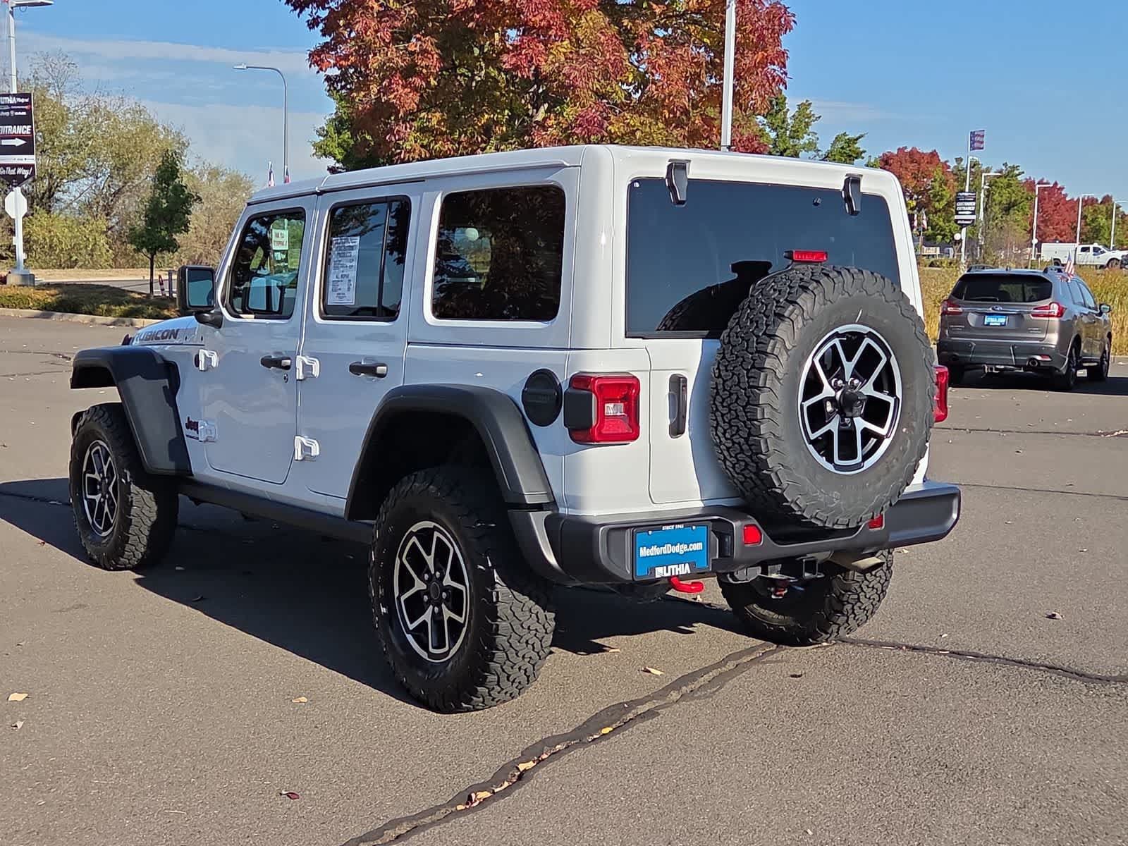 Certified 2025 Jeep Wrangler Unlimited Rubicon AWD/4WD image 12