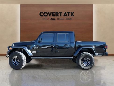 Used 2022 Jeep Gladiator Overland w/ Popular Equipment Package image 2