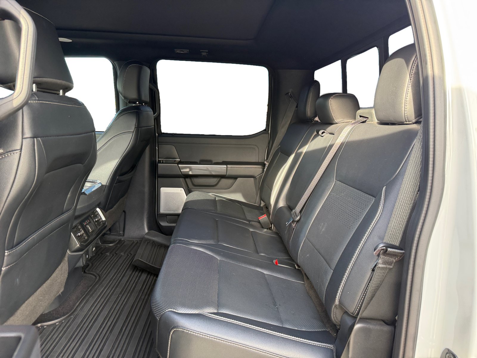Used 2023 Ford F150 Lariat w/ Equipment Group 502A High AWD/4WD image 16